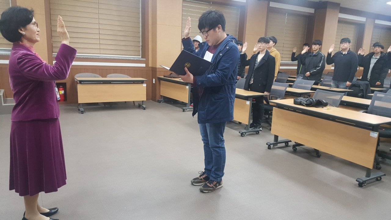 19.03.27 하드웨어전자기기제작 입학식